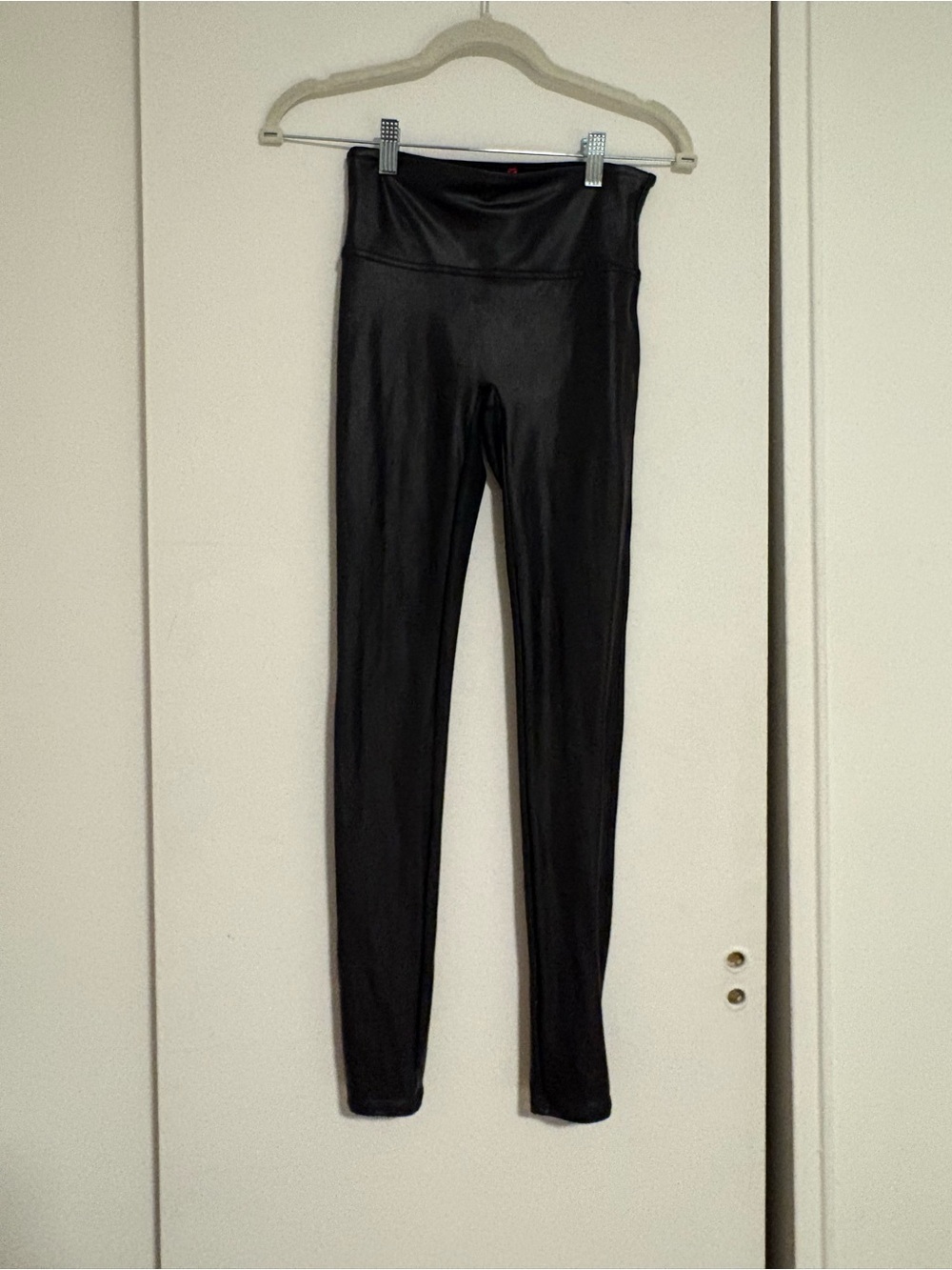 SPANXshape Faux Leather Leggings - Small - Picture 3 of 4